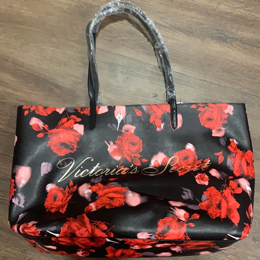 Victoria’s Secret tote bag